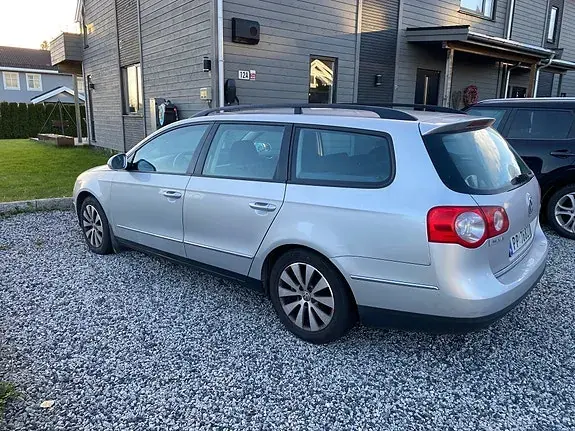 Volkswagen Passat 2008 photo 2