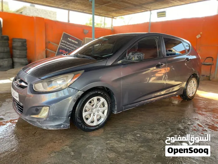 Hyundai Accent 2013 photo 3