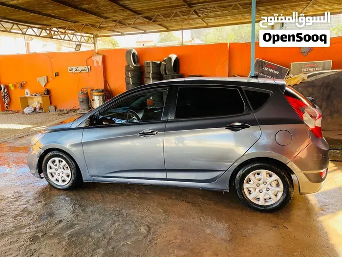 Hyundai Accent 2013 photo 2