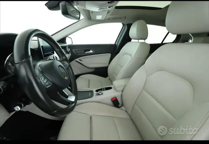 Mercedes-Benz Gla 200 2016 photo 5