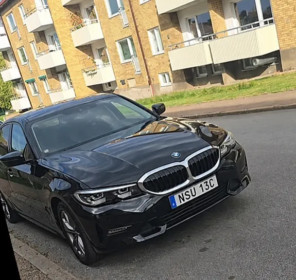 BMW 320D 2020 photo 2