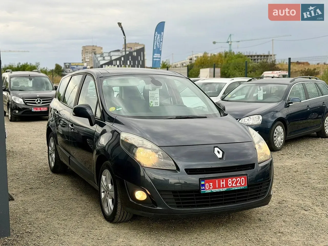 Renault Grand Scenic 2010 photo 4