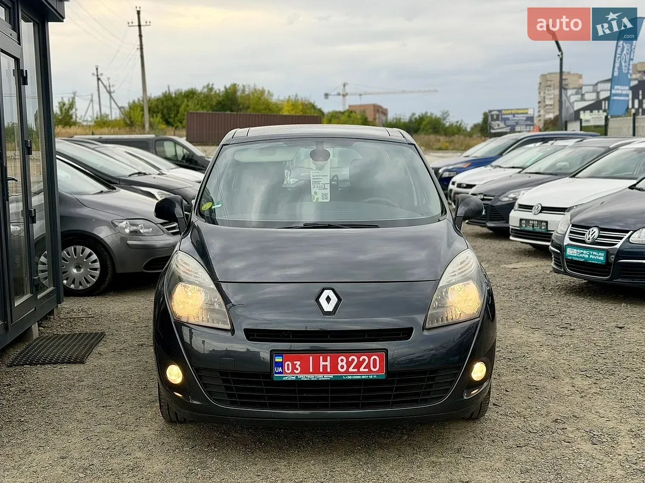 Renault Grand Scenic 2010 photo 3