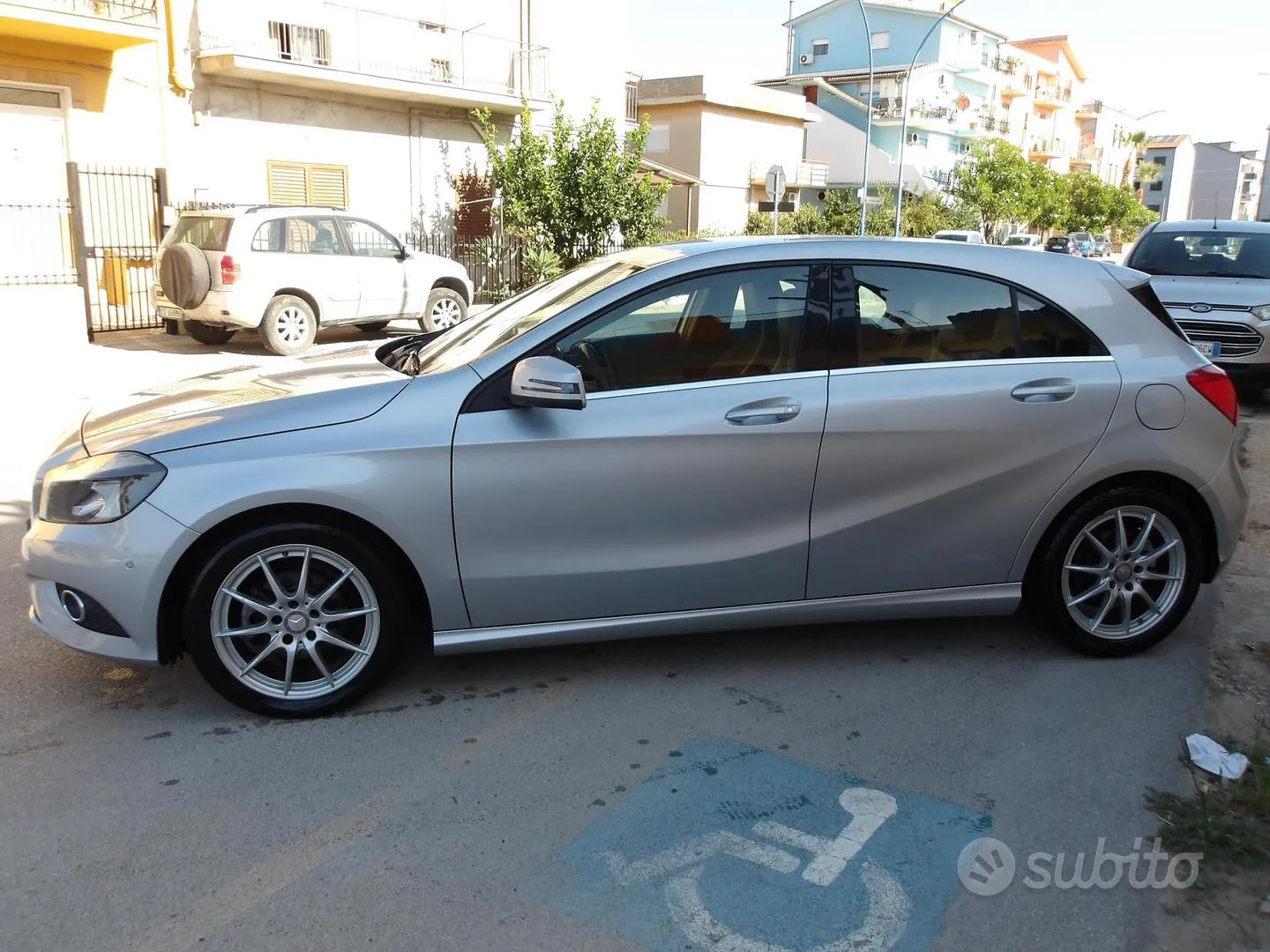 Mercedes-Benz A 2014 photo 3