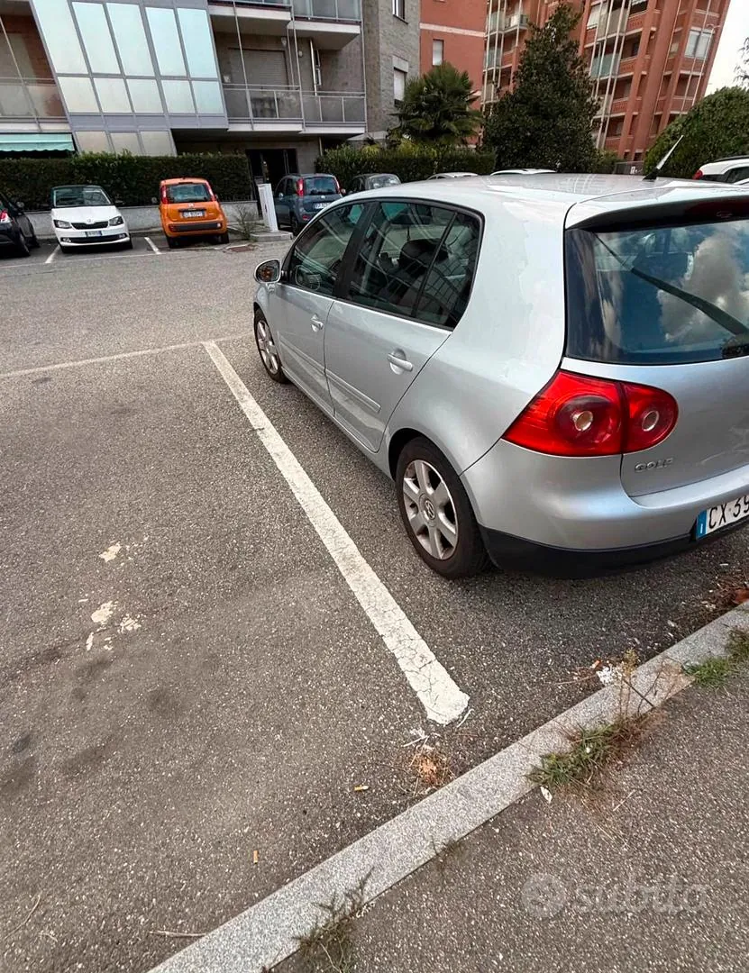 Volkswagen Golf 2005 photo 2