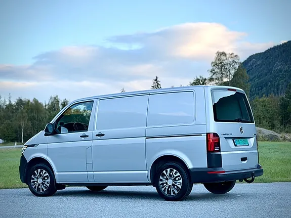 Volkswagen Transporter 2022 photo 5