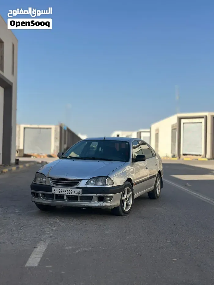 Toyota Avensis 2001 photo 5