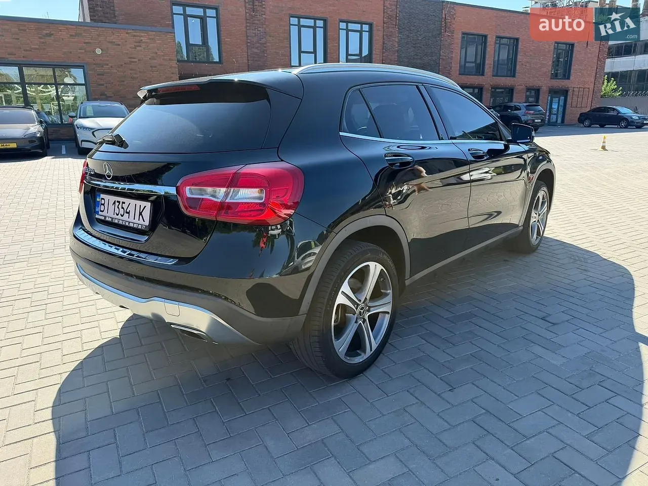 Mercedes-Benz Gla Class 2017 photo 4