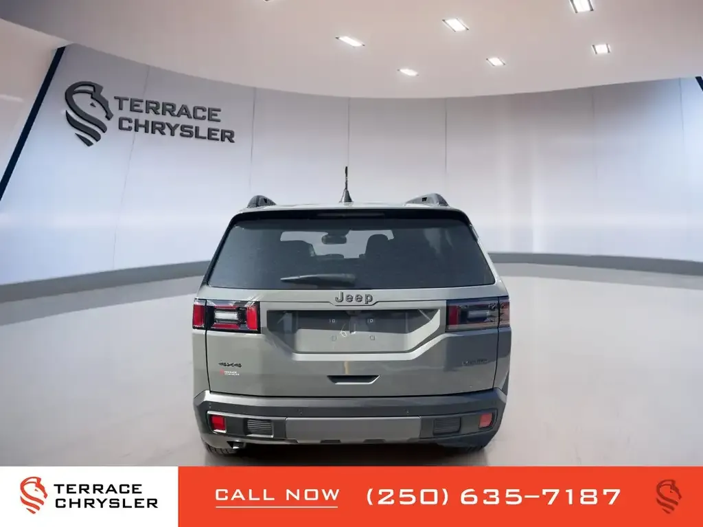 Jeep Cherokee 2026 photo 4