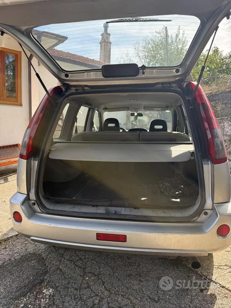 Nissan X-Trail 2004 photo 4