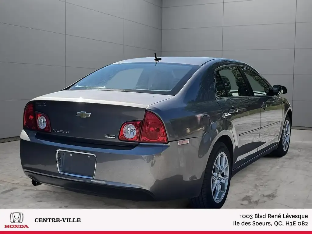 Chevrolet Malibu 2011 photo 3