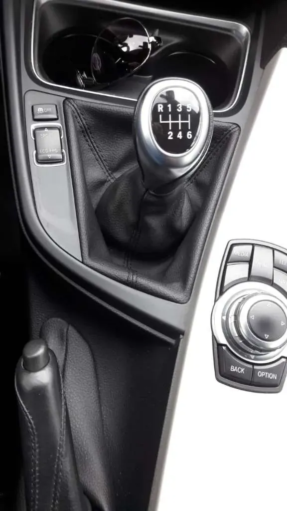 BMW 3 Series 2014 photo 2