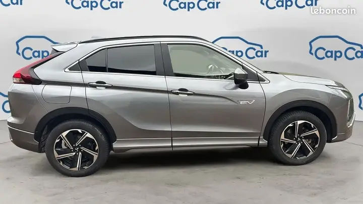Mitsubishi Eclipse Cross 2022 photo 4