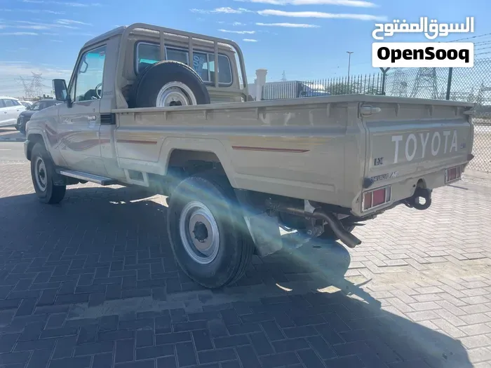 Toyota Land Cruiser 2009 photo 4