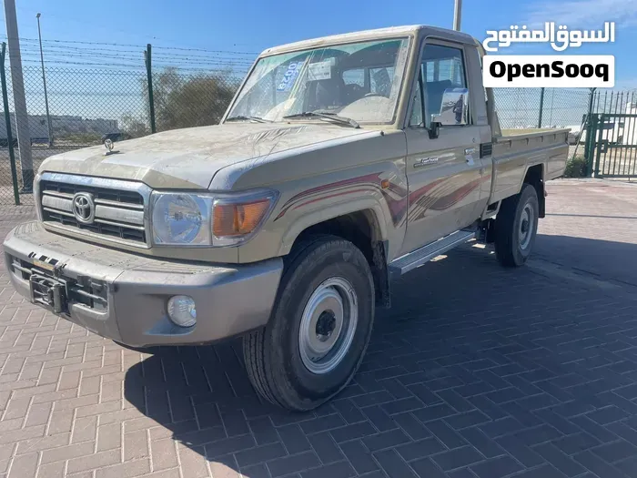 Toyota Land Cruiser 2009 photo 2