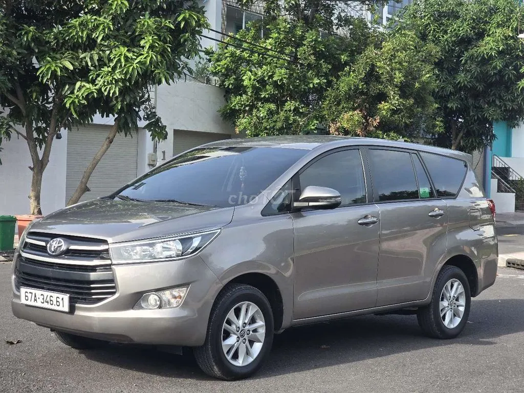 Toyota Innova 2019 photo 3