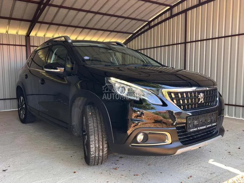 Peugeot 2008 2017 photo 2