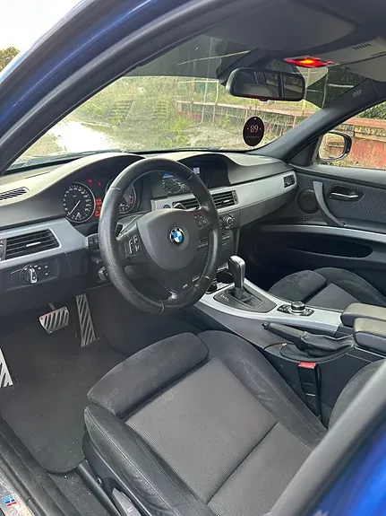 BMW 325D 2010 photo 4