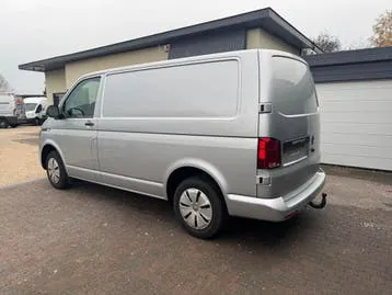 Volkswagen Transporter T6.1 2024 photo 2