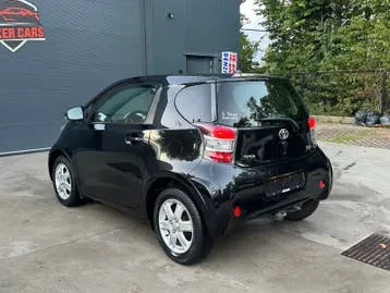 Toyota Iq 2011 photo 3