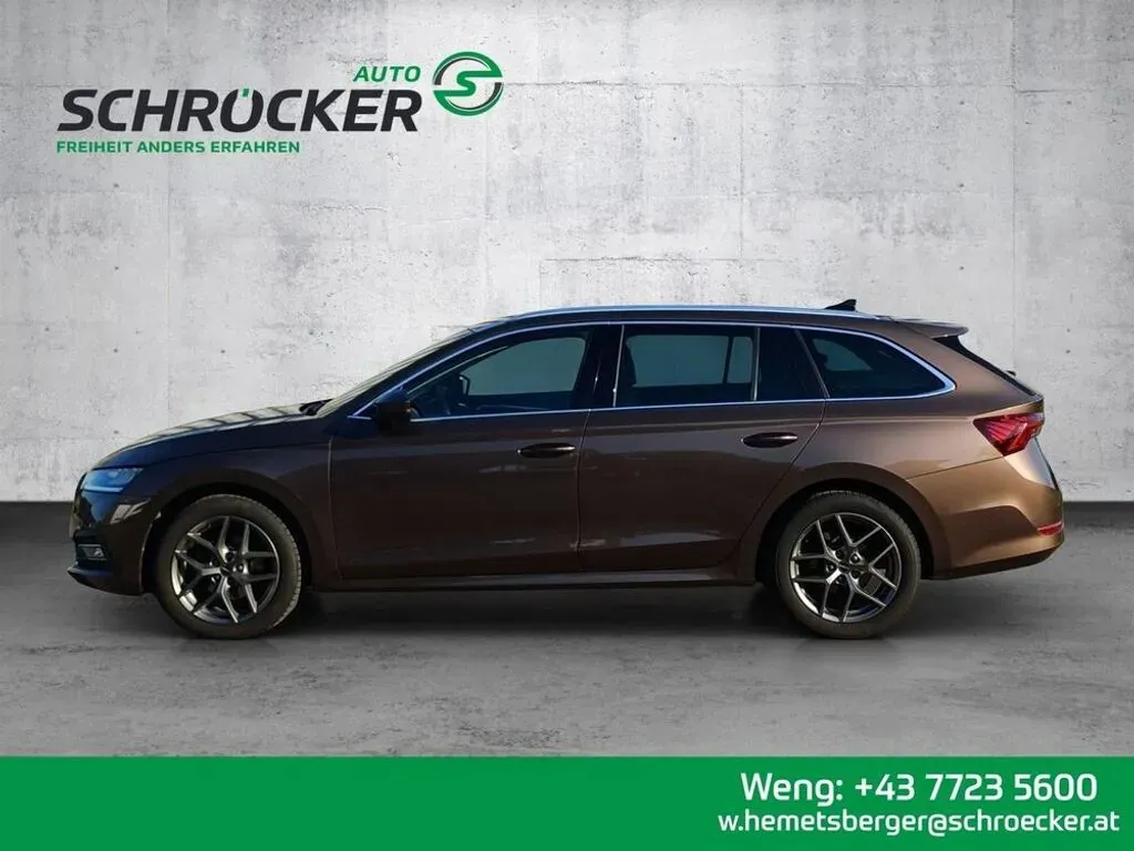 Skoda Octavia 2021 photo 2