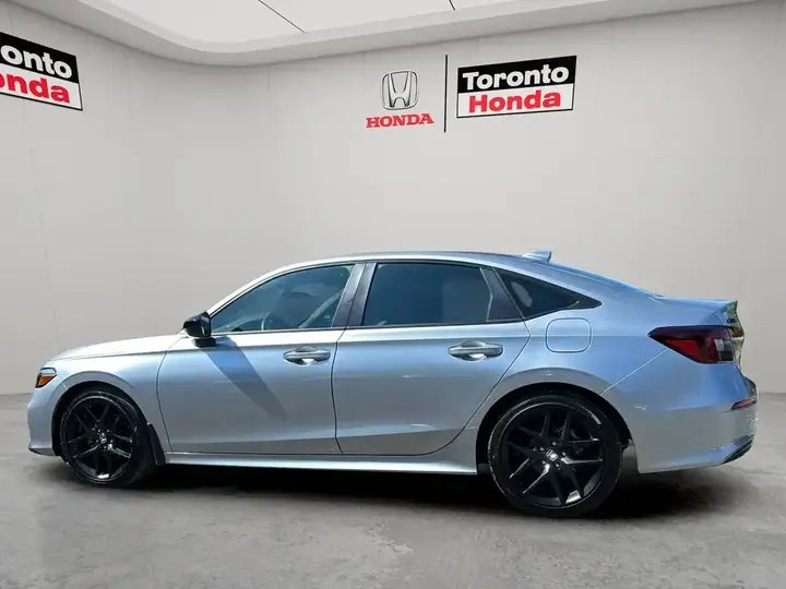 Honda Civic 2026 photo 4
