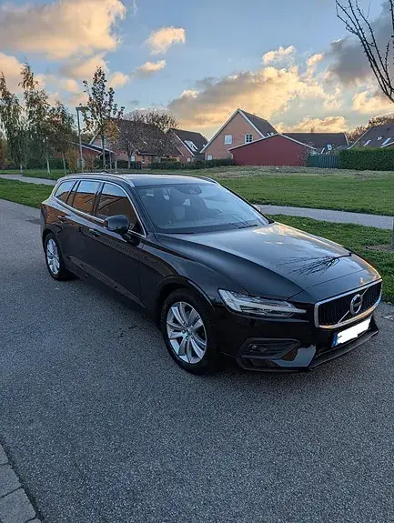 Volvo V60 2020 photo 2