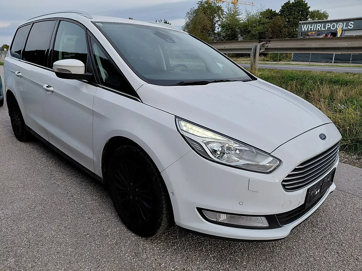 Ford Galaxy 2016 photo 3