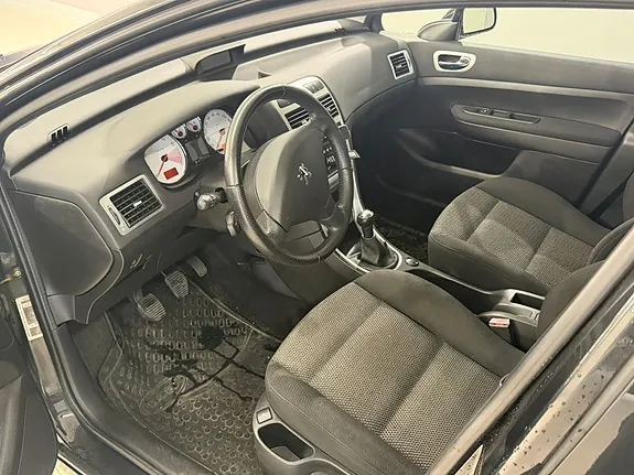 Peugeot 307 2008 photo 4