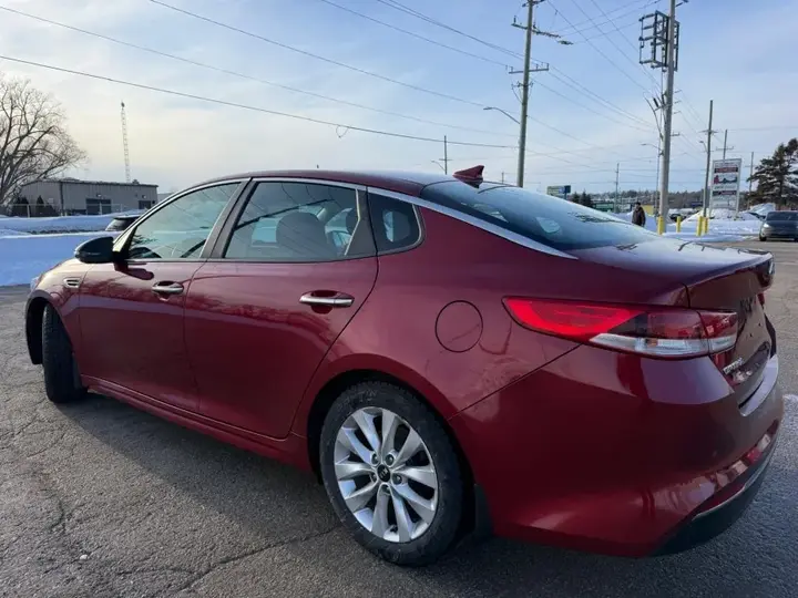 Kia Optima 2018 photo 4
