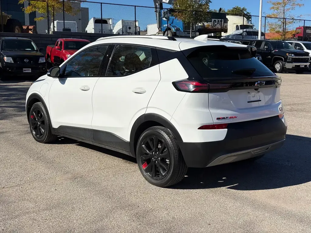 Chevrolet Bolt 2023 photo 4