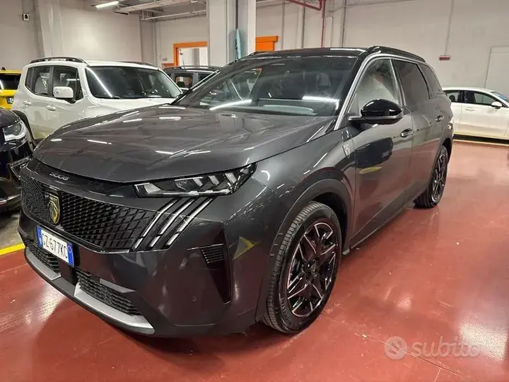 Peugeot 5008 2025 photo 2