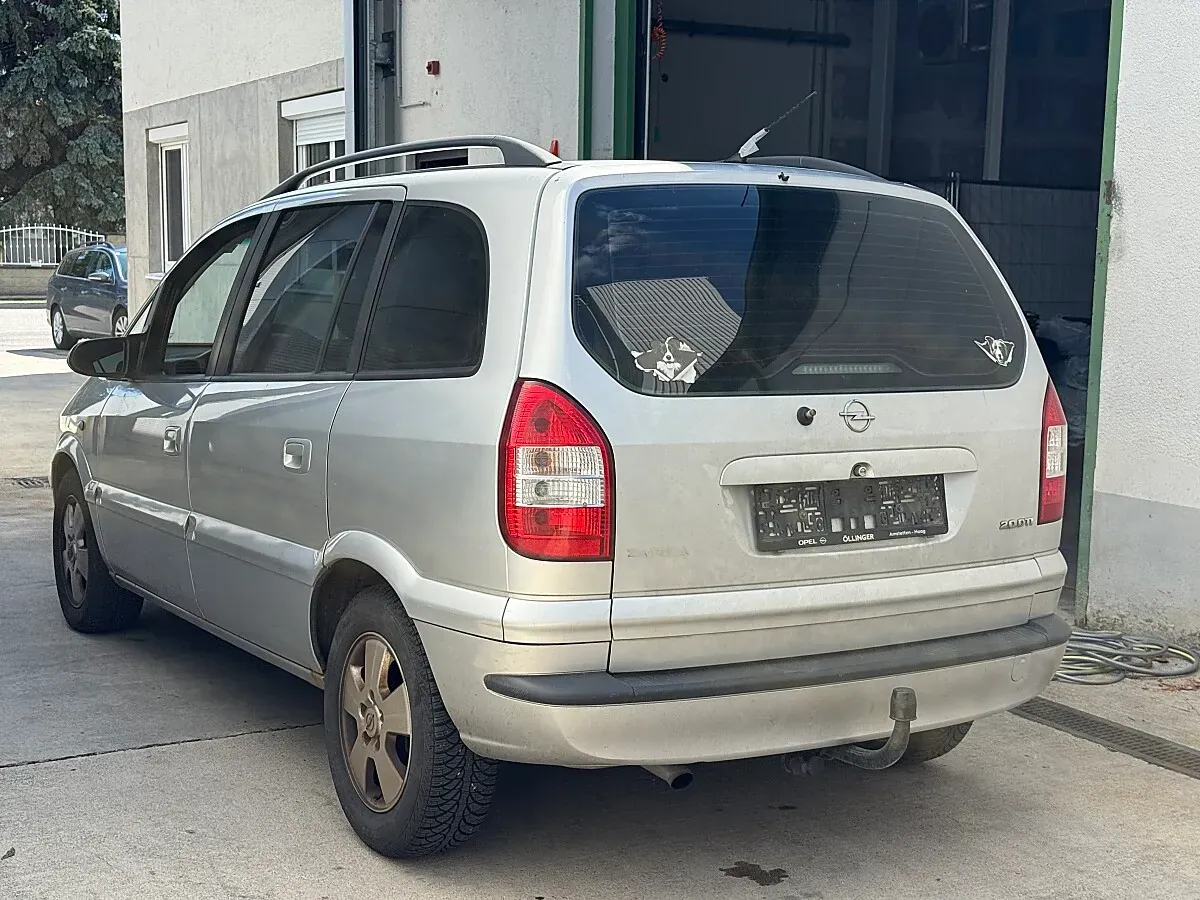 Opel Zafira 2005 photo 3