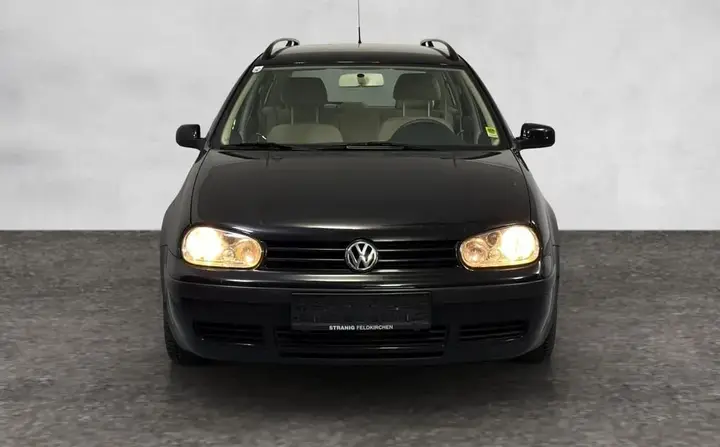 Volkswagen Golf Variant 2001 photo 2