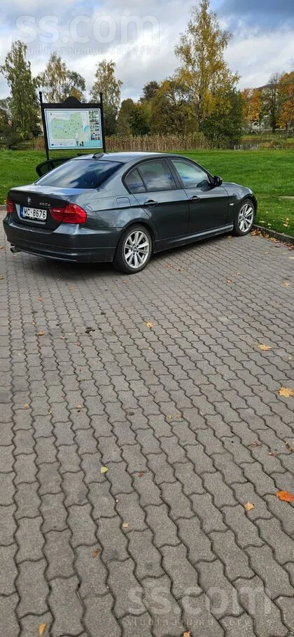 BMW 320 2008 photo 2