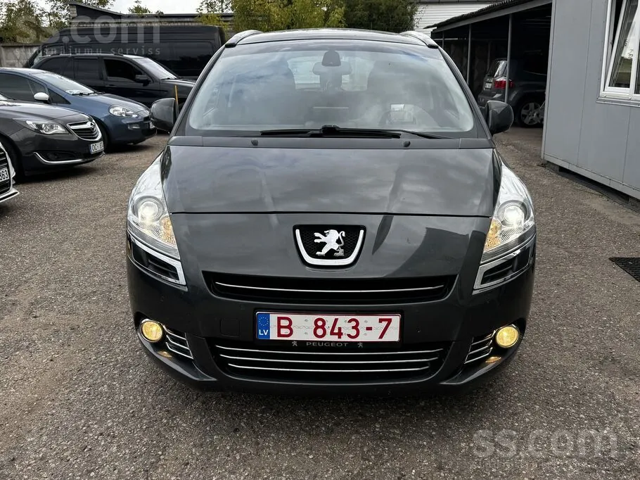Peugeot 5008 2013 photo 2