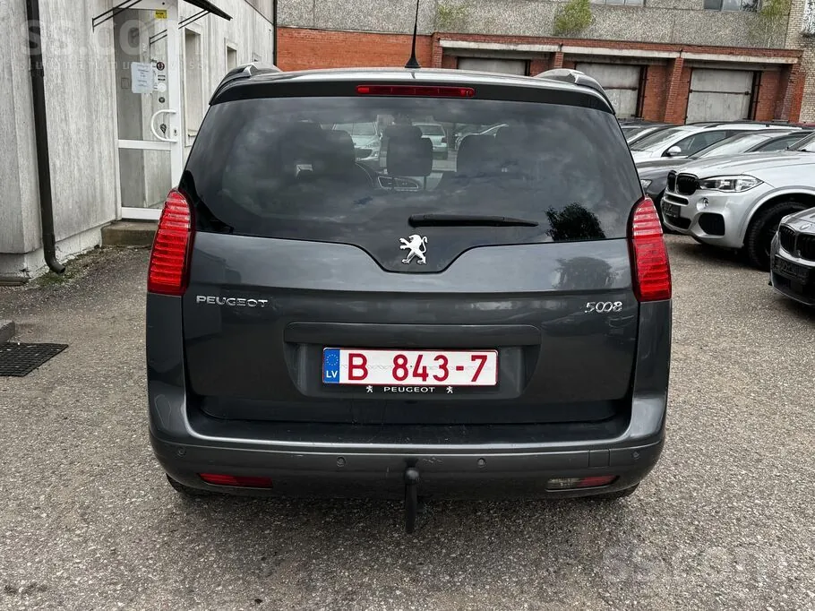 Peugeot 5008 2013 photo 5