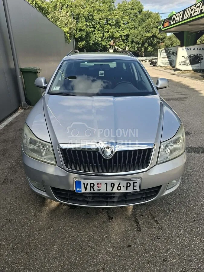 Skoda Octavia 2010 photo 2