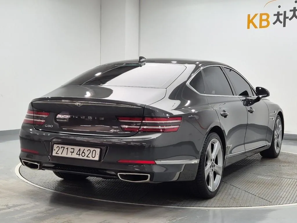 Genesis G80 2022 photo 3