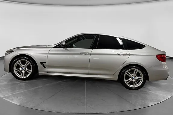 BMW 320D 2017 photo 2