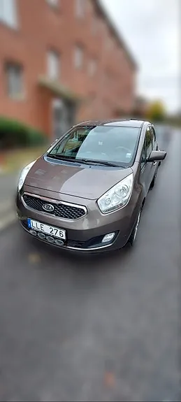 Kia Venga 2012 photo 2