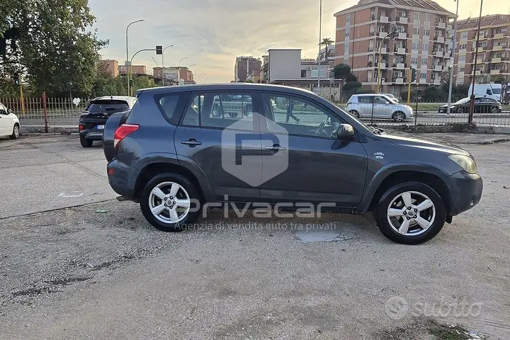 Toyota Rav4 2007 photo 4
