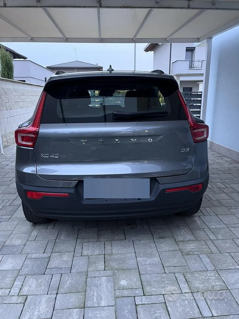 Volvo Xc40 2019 photo 2