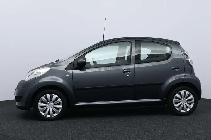Citroen C1 2011 photo 5