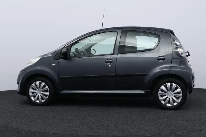 Citroen C1 2011 photo 4
