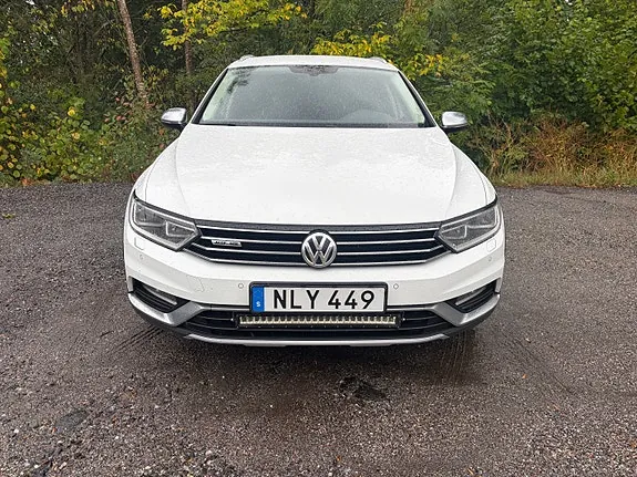 Volkswagen Passat Alltrack 2016 photo 2