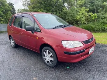 Toyota Spacio 1998 photo 2