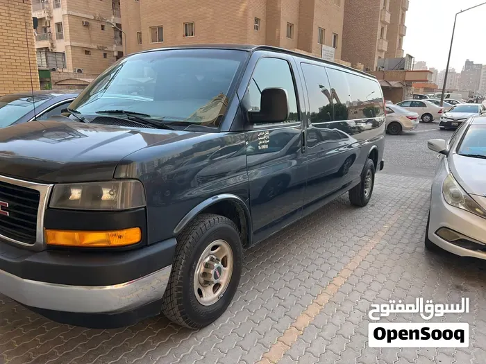 GMC Savana 2019 photo 2