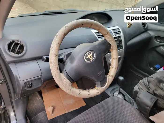 Toyota Yaris 2008 photo 4