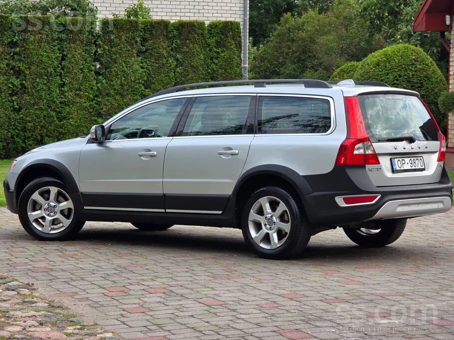 Volvo Xc70 2011 photo 3